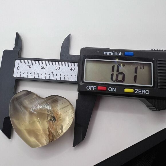 Citrine Crystal Heart Carving (4)‎ - Picture 7 of 9